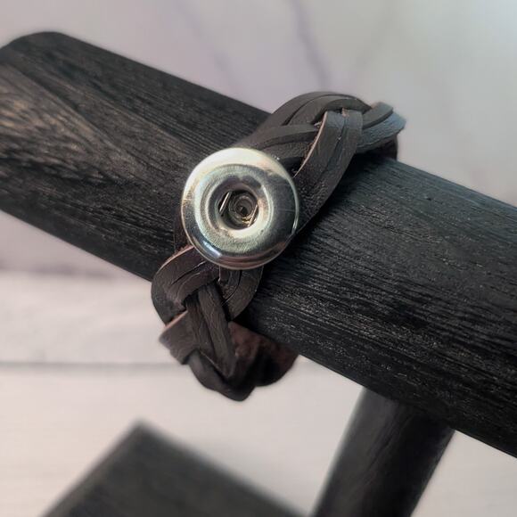 Braided Brown Snap Bracelet - Picture 1 of 7
